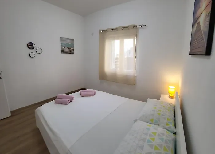 Lejlighed Elle With Free Private Parking