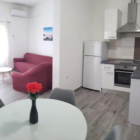 Apartment Elle With Free Private Parking Split